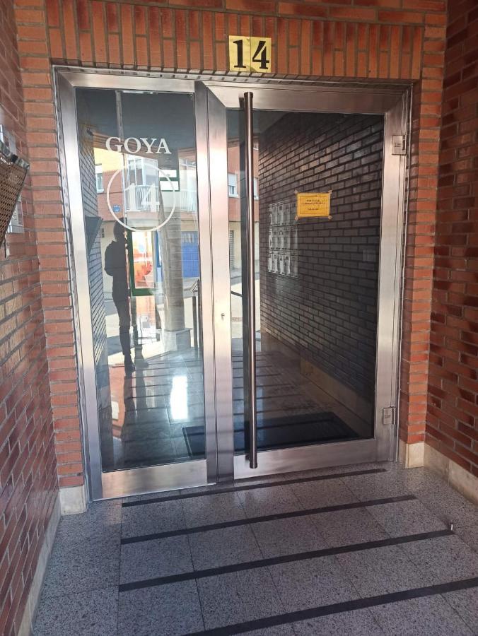 Www Goyahospitales Es Apartment Leon Bagian luar foto